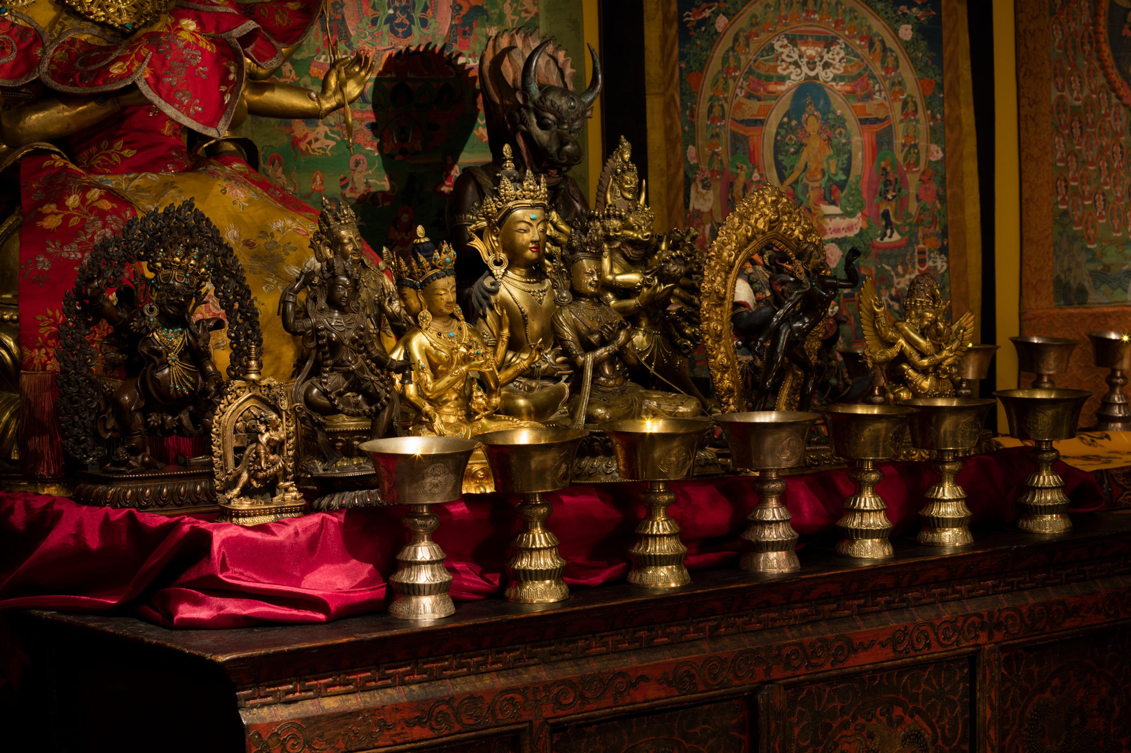 Installation view of the Rubin Museum Tibetan Buddhist Shrine Room. Brooklyn Museum, June 11, 2025–April 20, 2031. (Photo: Dave De Armas, courtesy of the Rubin Museum of Himalayan Art)