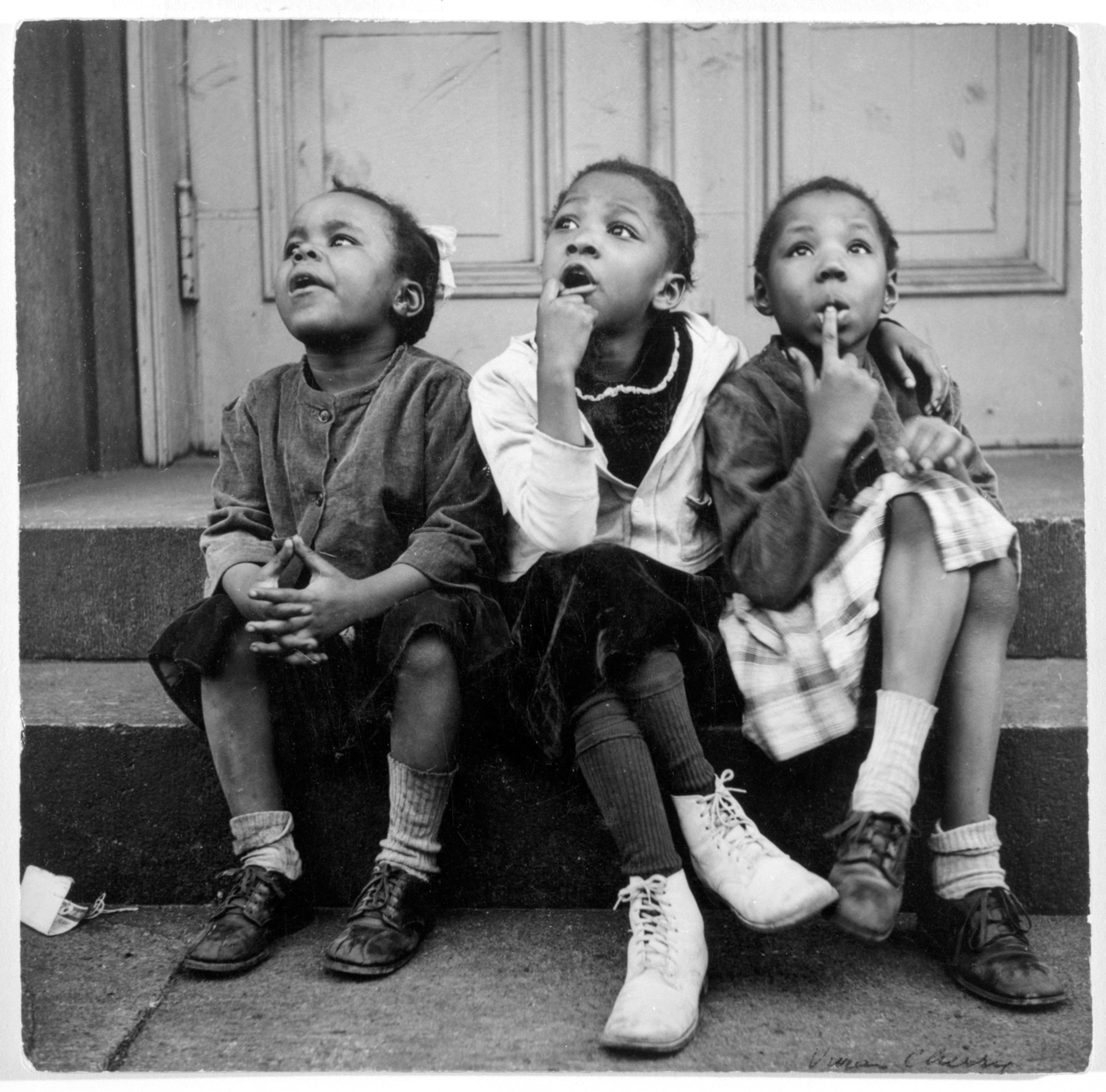 Print showing three children looking up