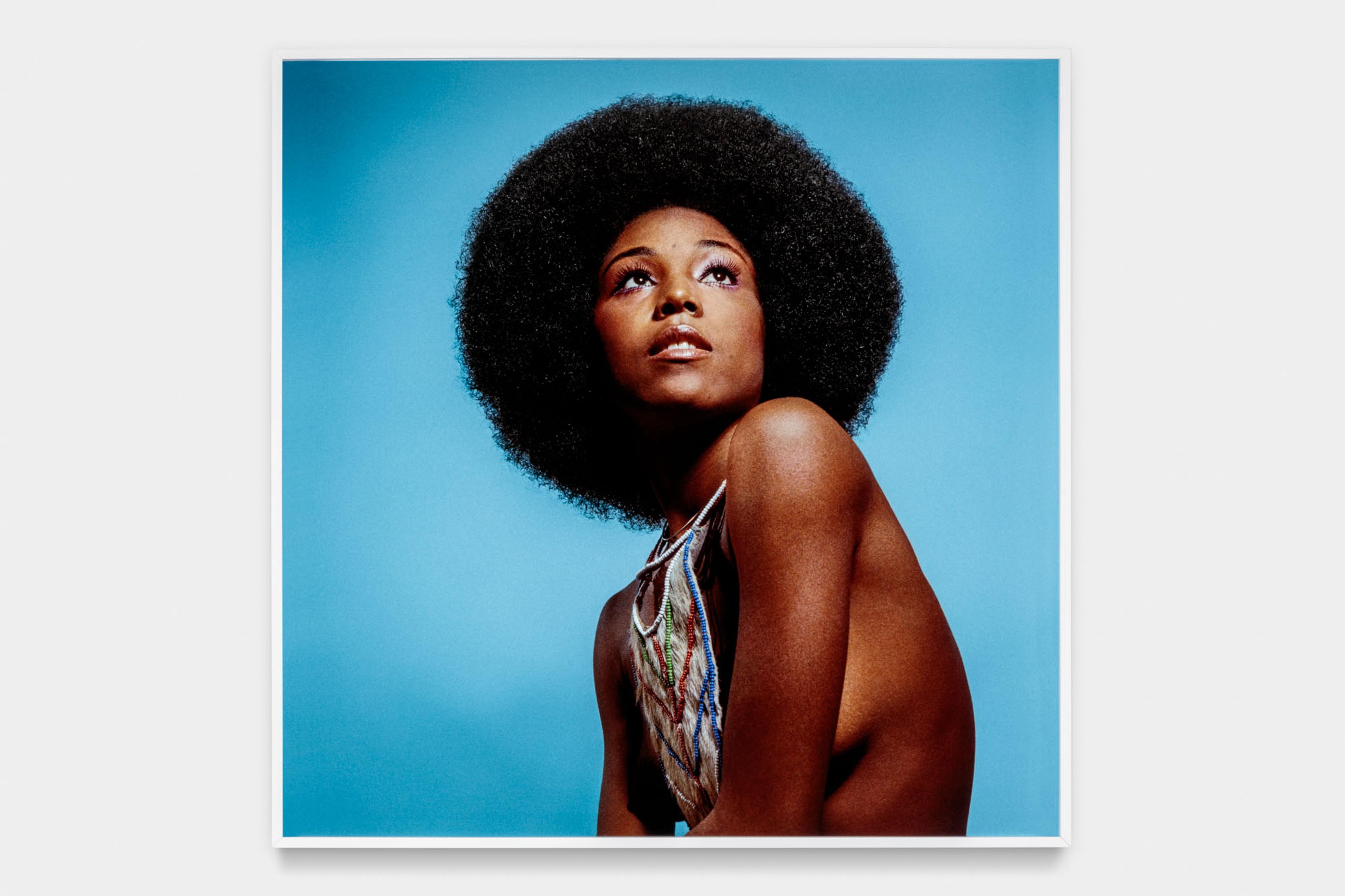 Kwame Brathwaite. Untitled (Model Who Embraced Natural Hairstyles at AJASS Photoshoot), circa 1970, printed 2018. Pigmented inkjet print. The Dean Collection, courtesy of Swizz Beatz and Alicia Keys. © Kwame Brathwaite. (Photo: Joshua White / JWPictures.com)
