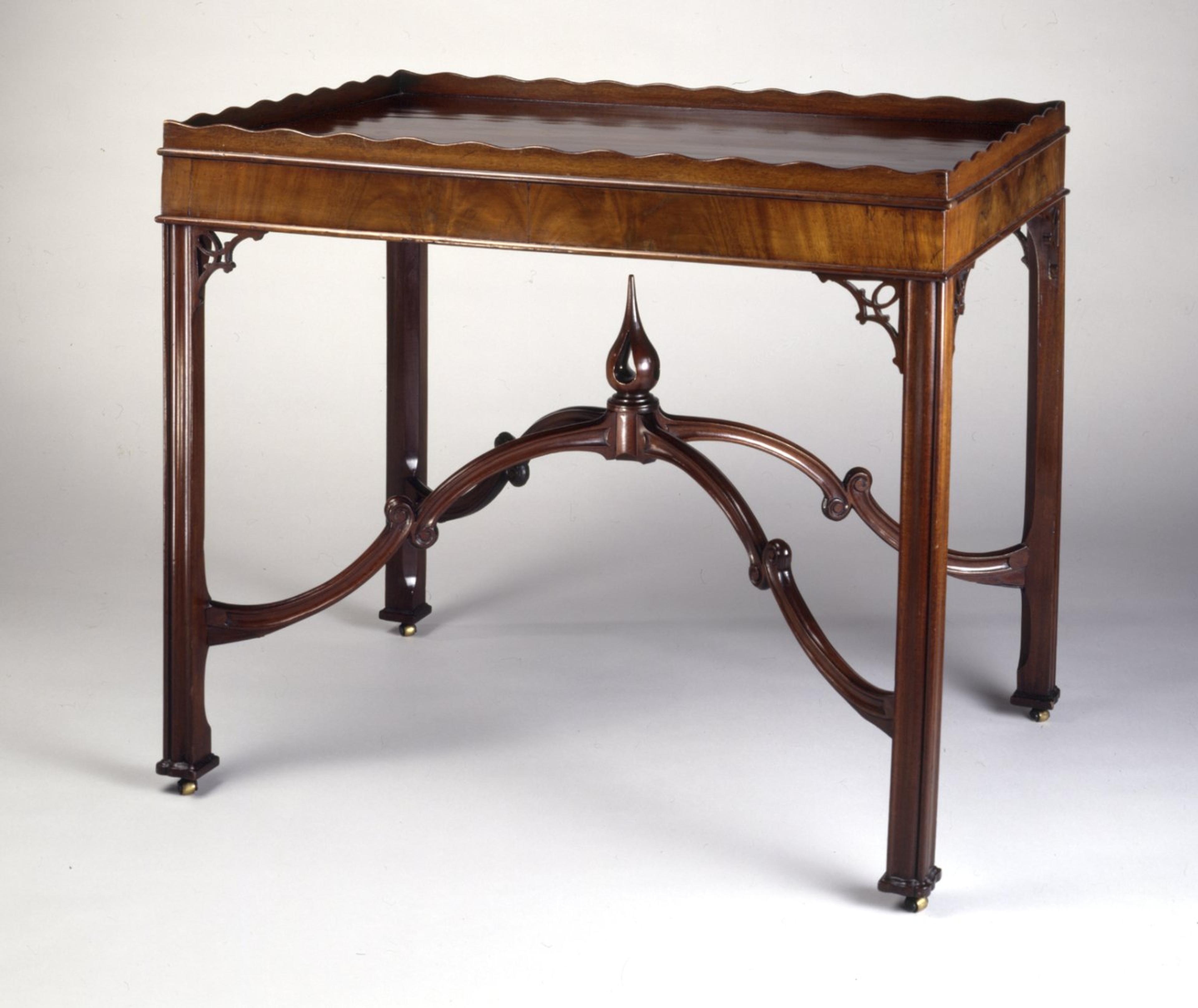 Tray-Top Table. Attributed to Robert Harrold (American, born England, 18th century). Portsmouth, New Hampshire, circa 1770. Mahogany, mahogany veneer, 291⁄4 x 341⁄2 x 231⁄2 in. (74.3 × 87.6 × 59.7cm). Brooklyn Museum; Matthew Scott Sloan Collection, Gift of Lidie Lane Sloan McBurney, 1997.150.16