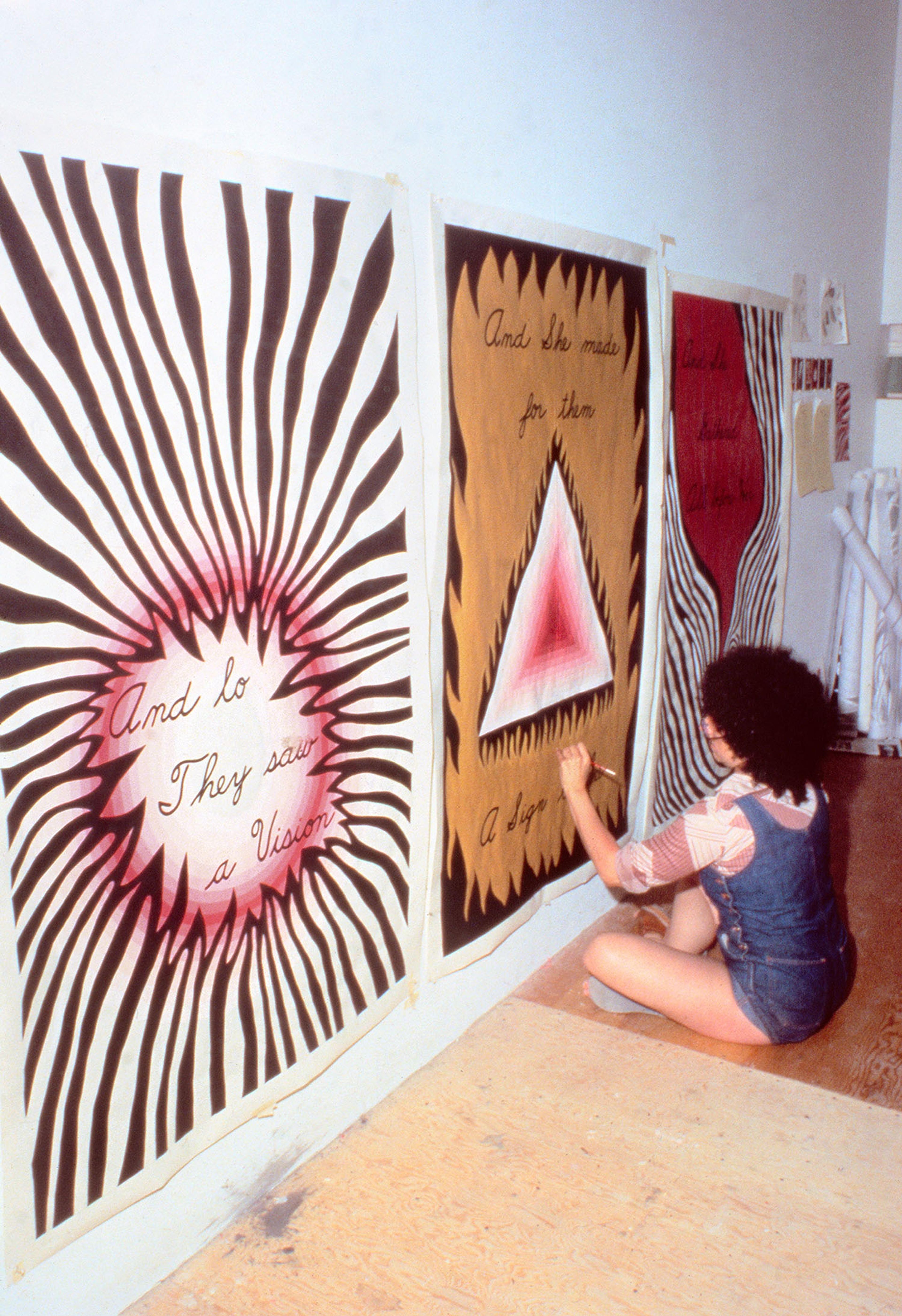 Judy Chicago Designing the Entry Banners for "The Dinner Party," 1978. Courtesy of Through the Flower Archive