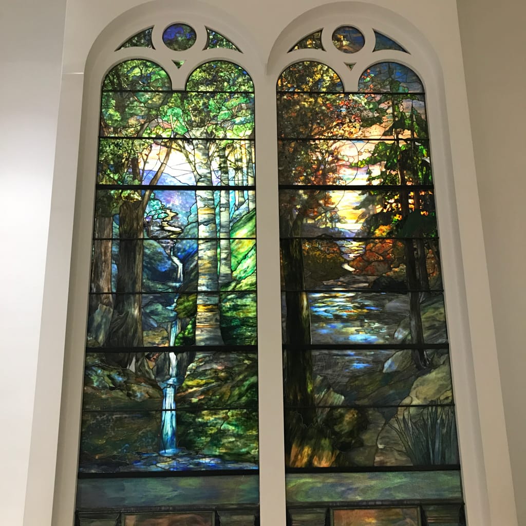 洋書 Architectural Stained Glass A year in the making. ✨ This stained glass lightbox was created