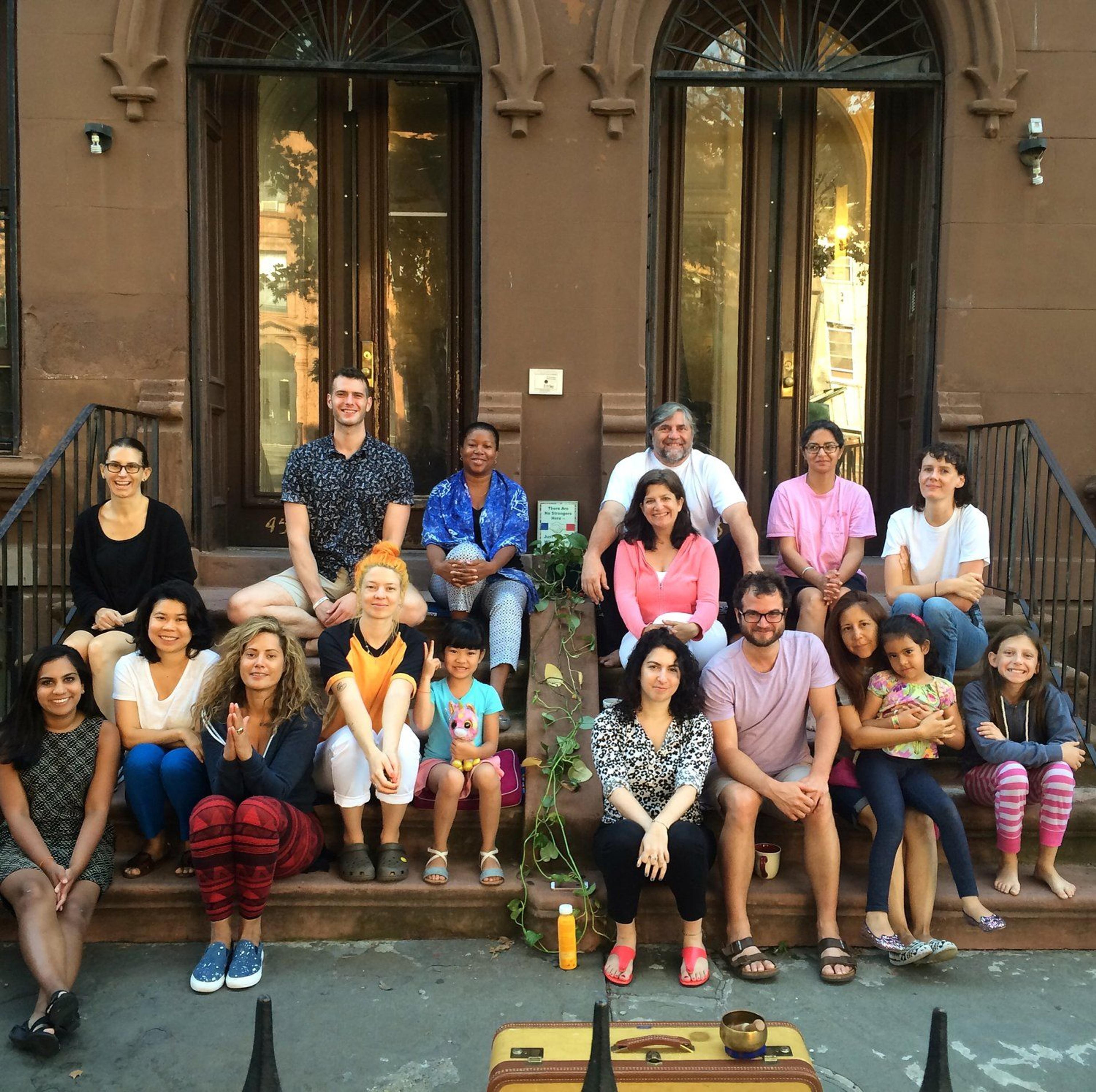 Stoop Meditation. (Photo: Danielle Fazzolari)