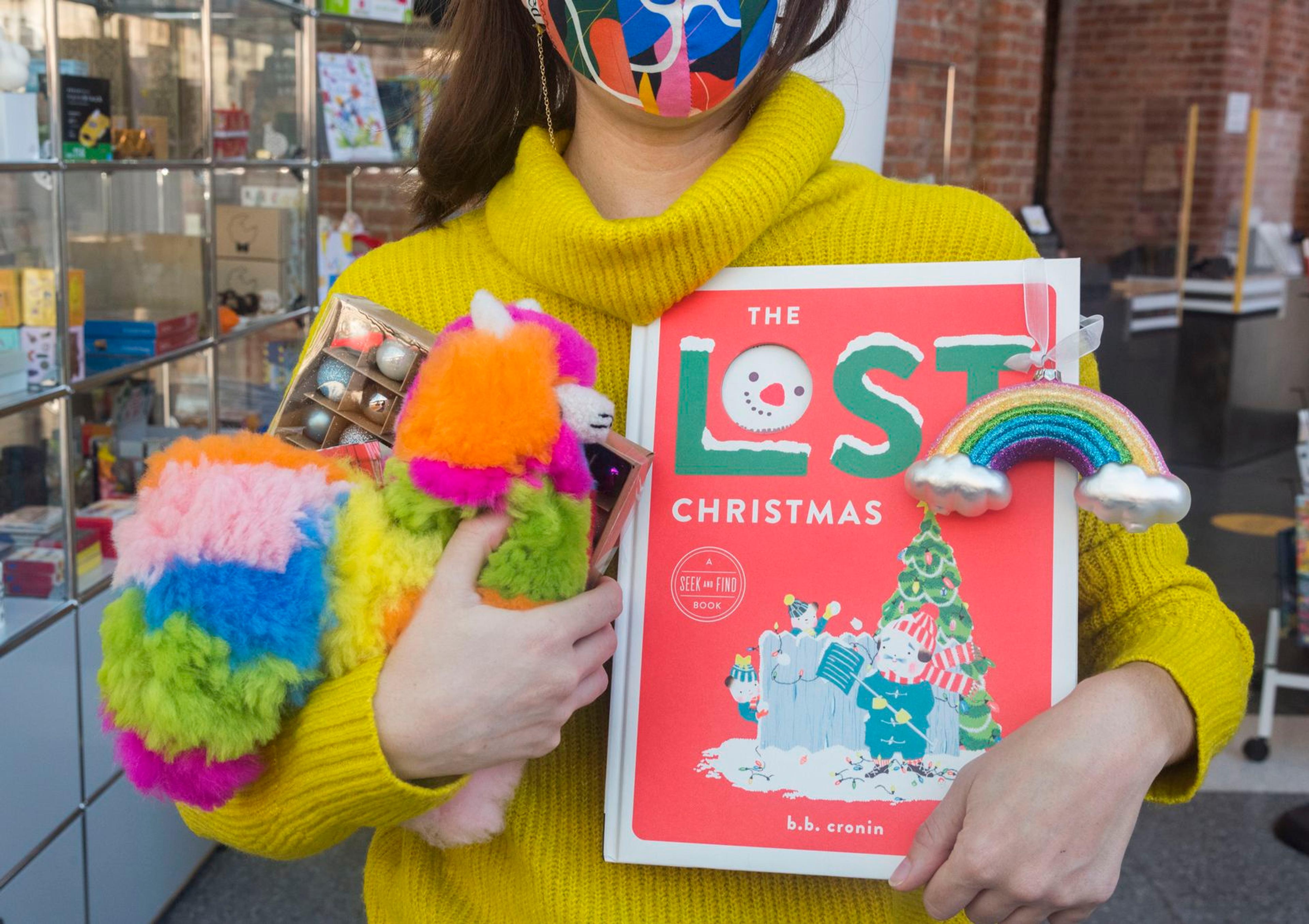 Gifts from the Brooklyn Museum Shop. (Photo: Jonathan Dorado)