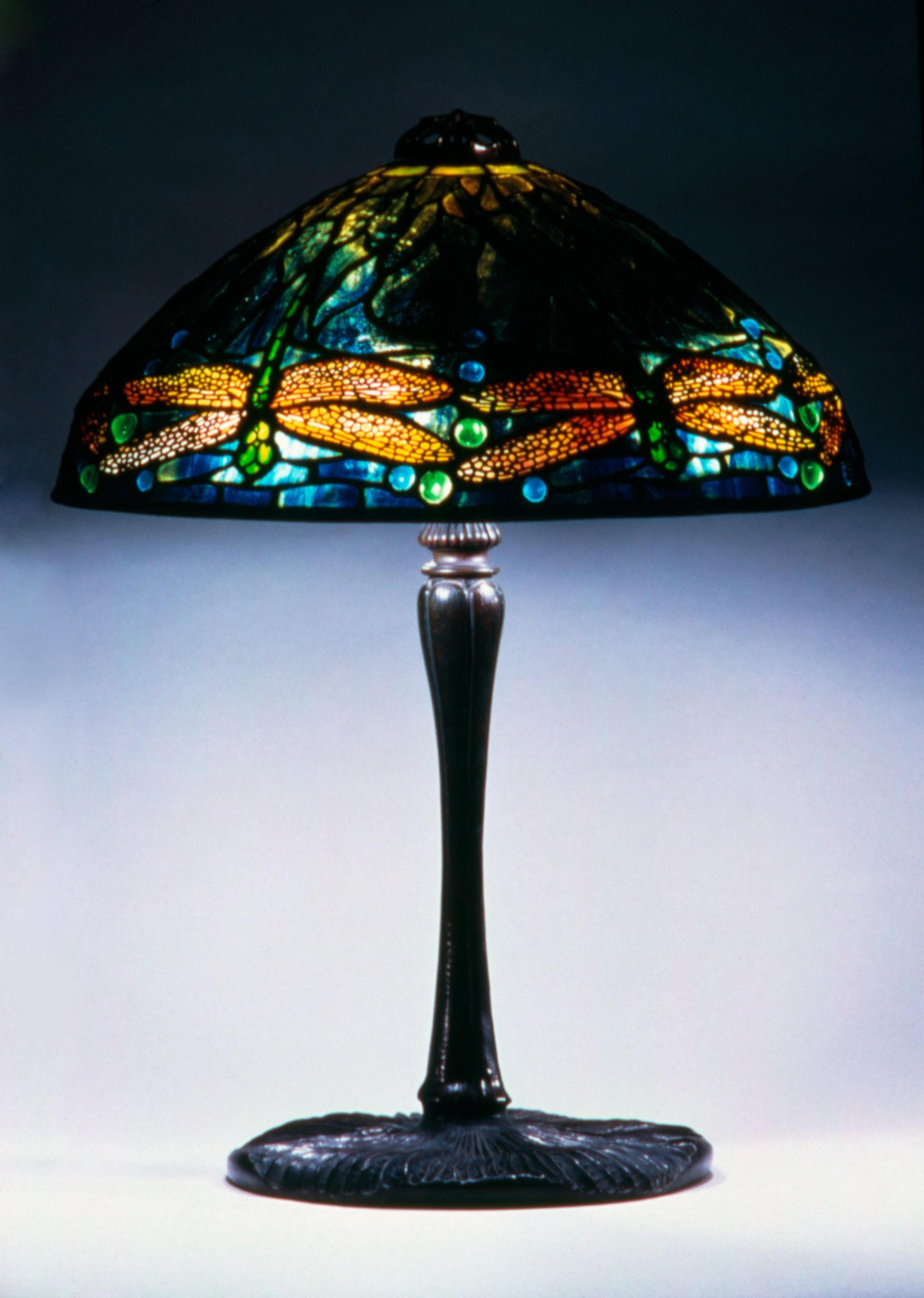 Clara Wolcott Driscoll (American, 1861–1944). "Dragonfly" Lamp, circa 1900–20. Glass, bronze, and lead, 18 1/4 × 14 × 14 in. (46.4 × 35.6 × 35.6 cm). Brooklyn Museum; Bequest of Laura L. Barnes, 67.120.54. (Photo: Brooklyn Museum)