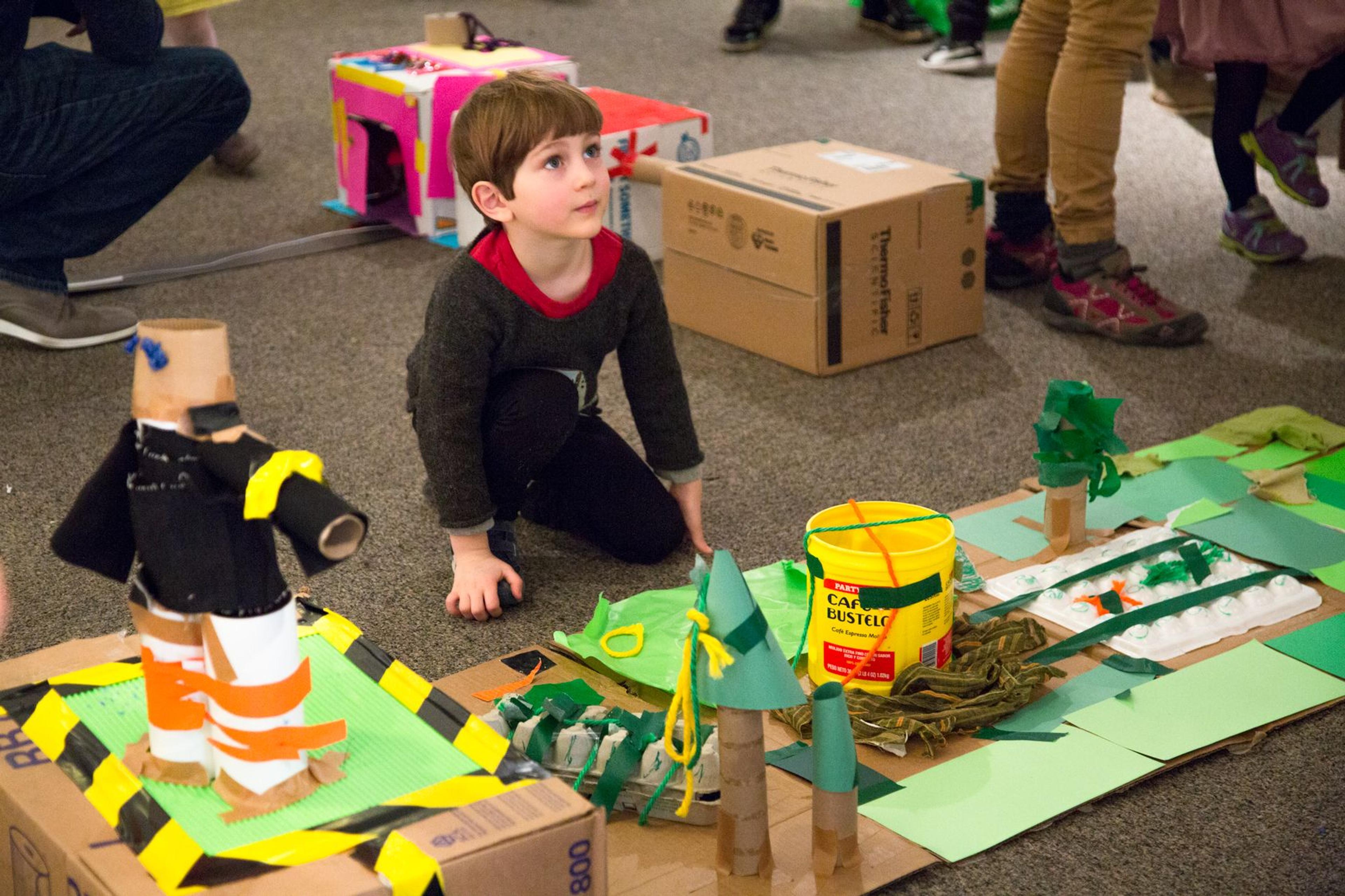 Kids and families in F.A.M., 2017. (Photo: Valentina Vidusin)