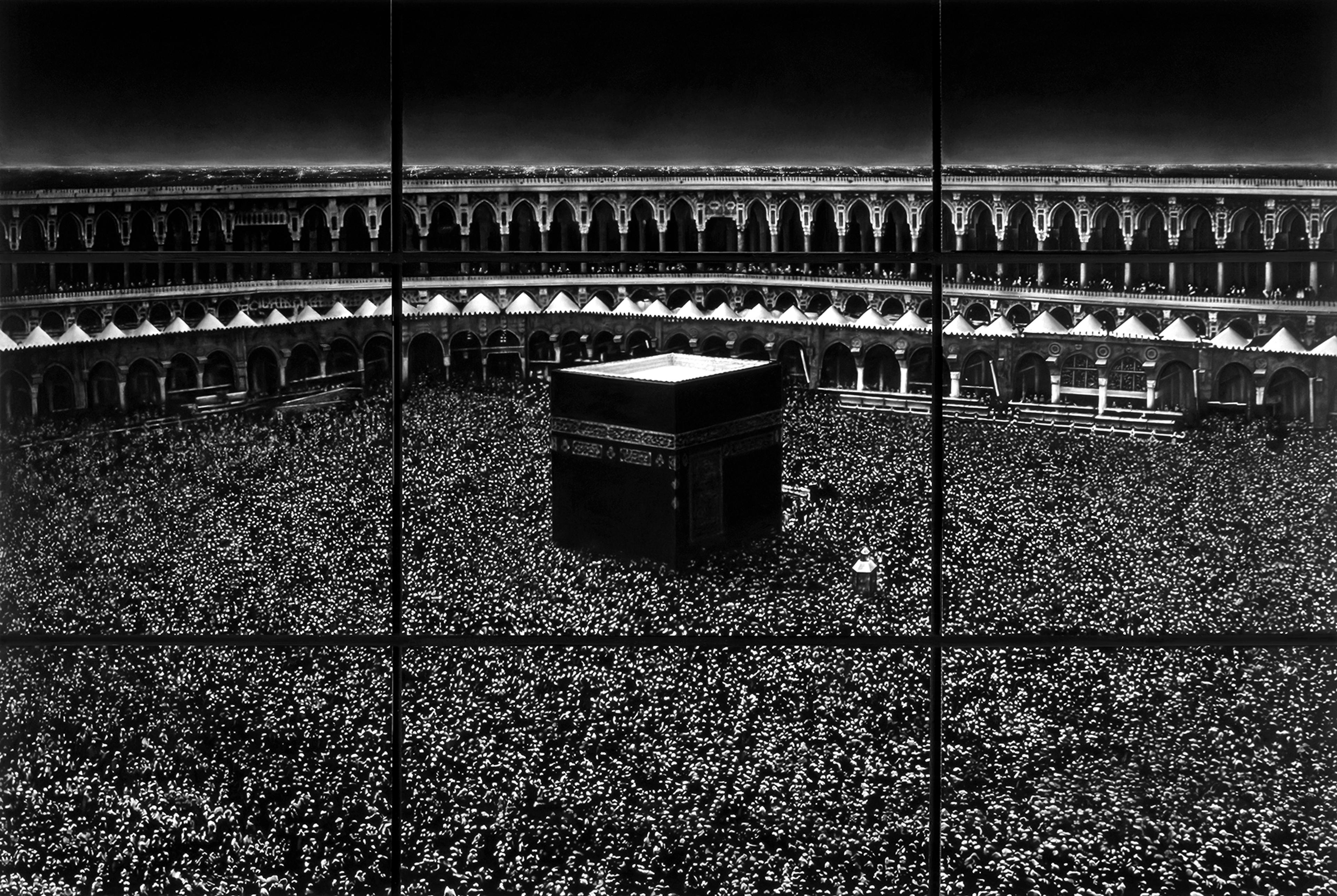 Robert Longo (American, born 1953). Untitled (Mecca), 2010. Charcoal on mounted paper, 166 x 252 in. (421.6 x 640.1 cm). © Robert Longo, Private Collection. (Photo: Courtesy of the artist and Galerie Thaddaeus Ropac; London, Paris, Salzburg)