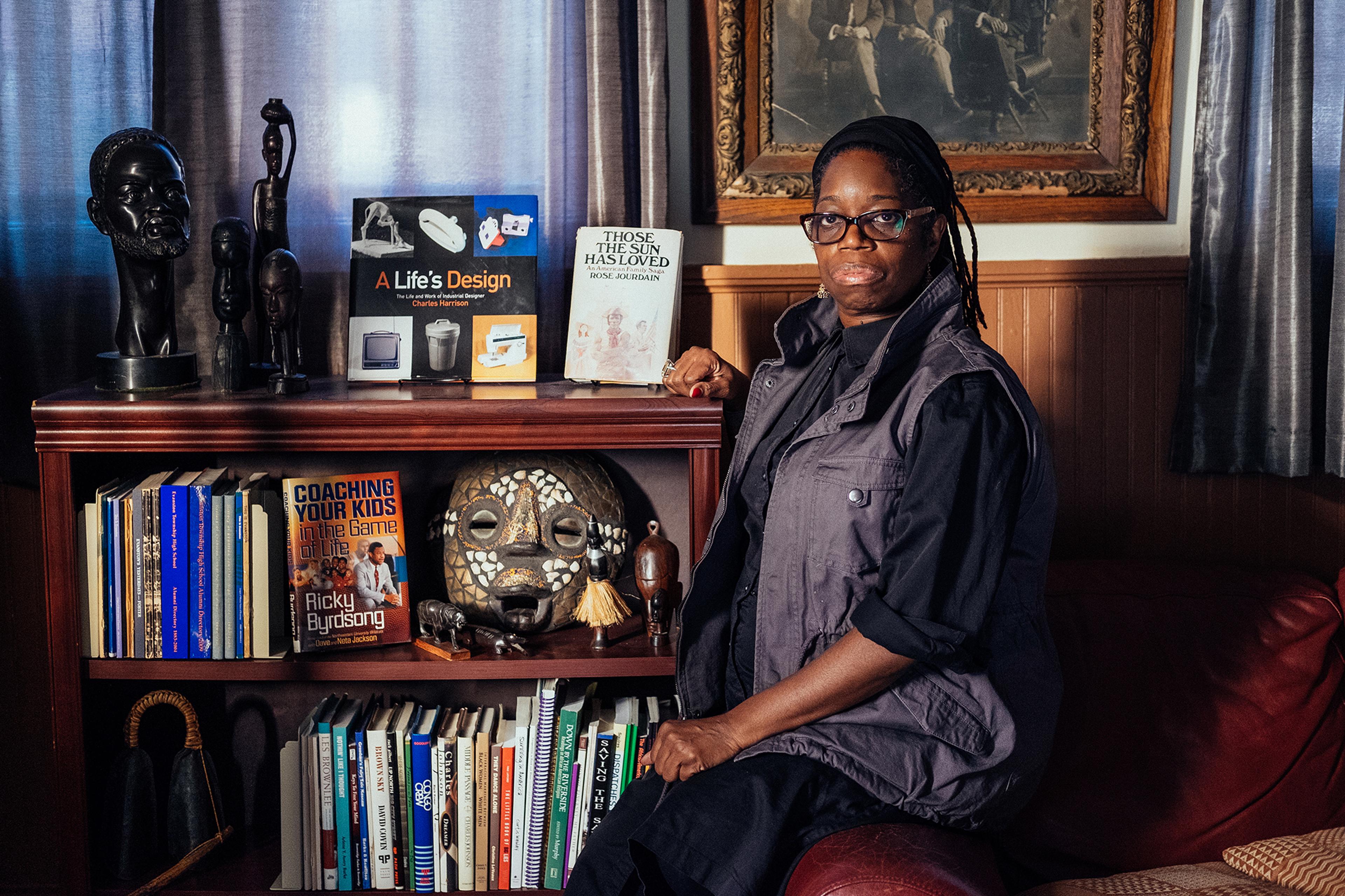 Doria Dee Johnson at her home in Chicago, Illinois. 2017. (Photo: Melissa Bunni Elian for the Equal Justice Initiative)