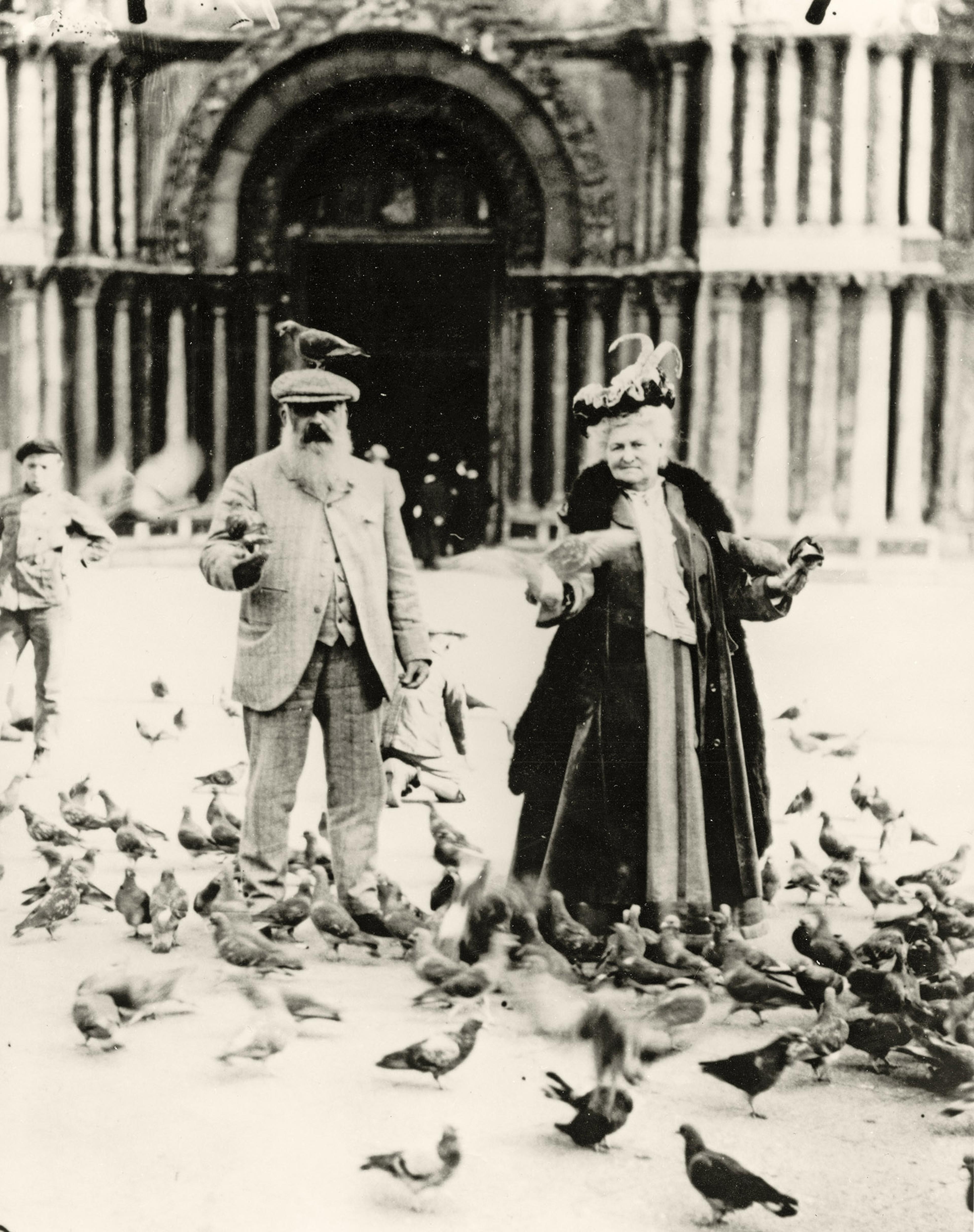 Claude Monet and his wife, Alice, in Piazza San Marco, Venice, October 1908. Musée Marmottan Monet, Paris, Inv. 2013.0.2.17. (Photo: Bridgeman Images)