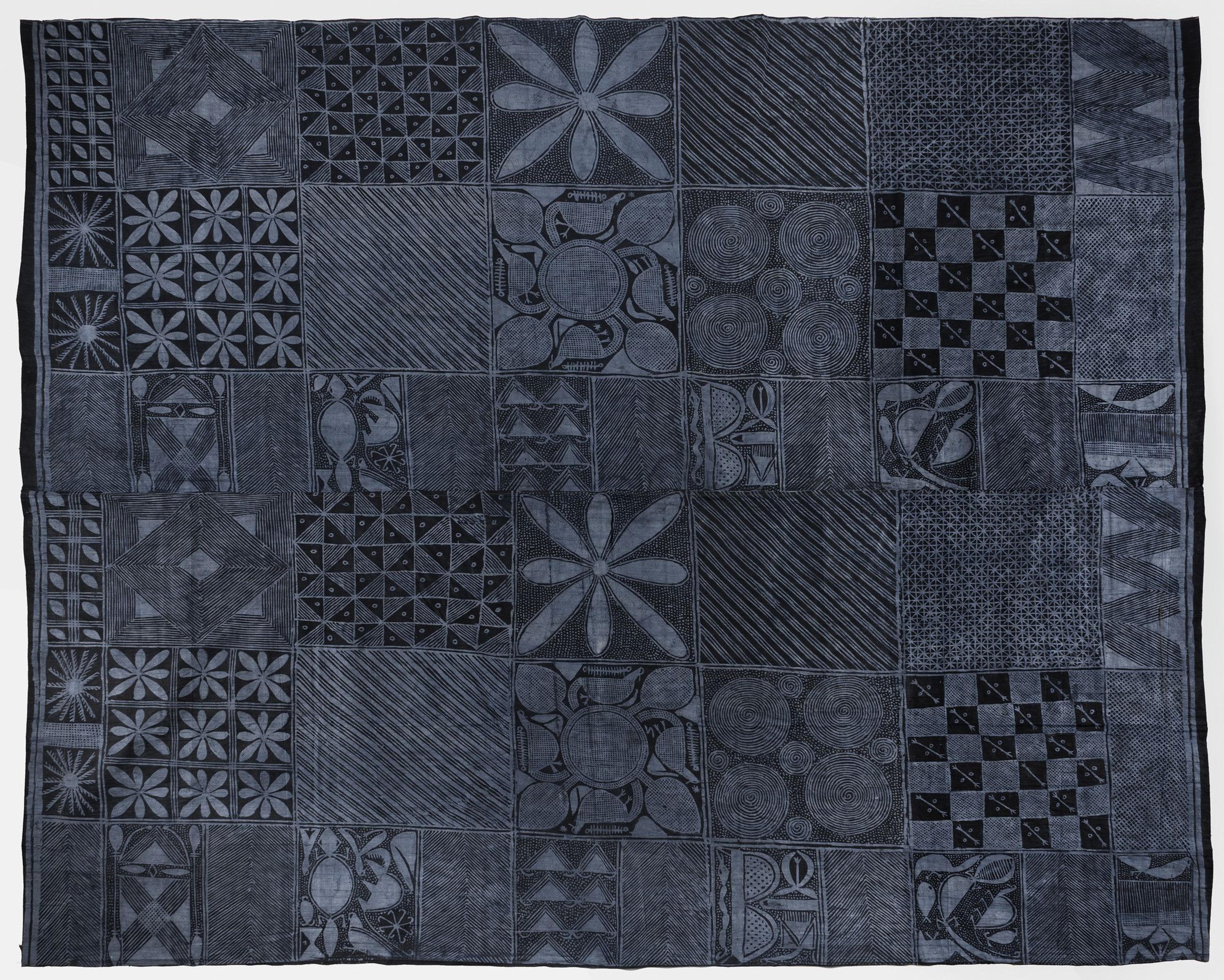 Yorùbá artist. Woman’s Wrapper (àdìrẹ ẹlé̩kọ), 20th century. Abẹokuta, Nigeria. Commercial cotton cloth, synthetic indigo dye, 685/8 × 78 × 1/16 in. (174.3 × 198.1 × 0.1 cm). Brooklyn Museum; Purchased with funds given by Frieda and Milton F. Rosenthal, 1990.132.8