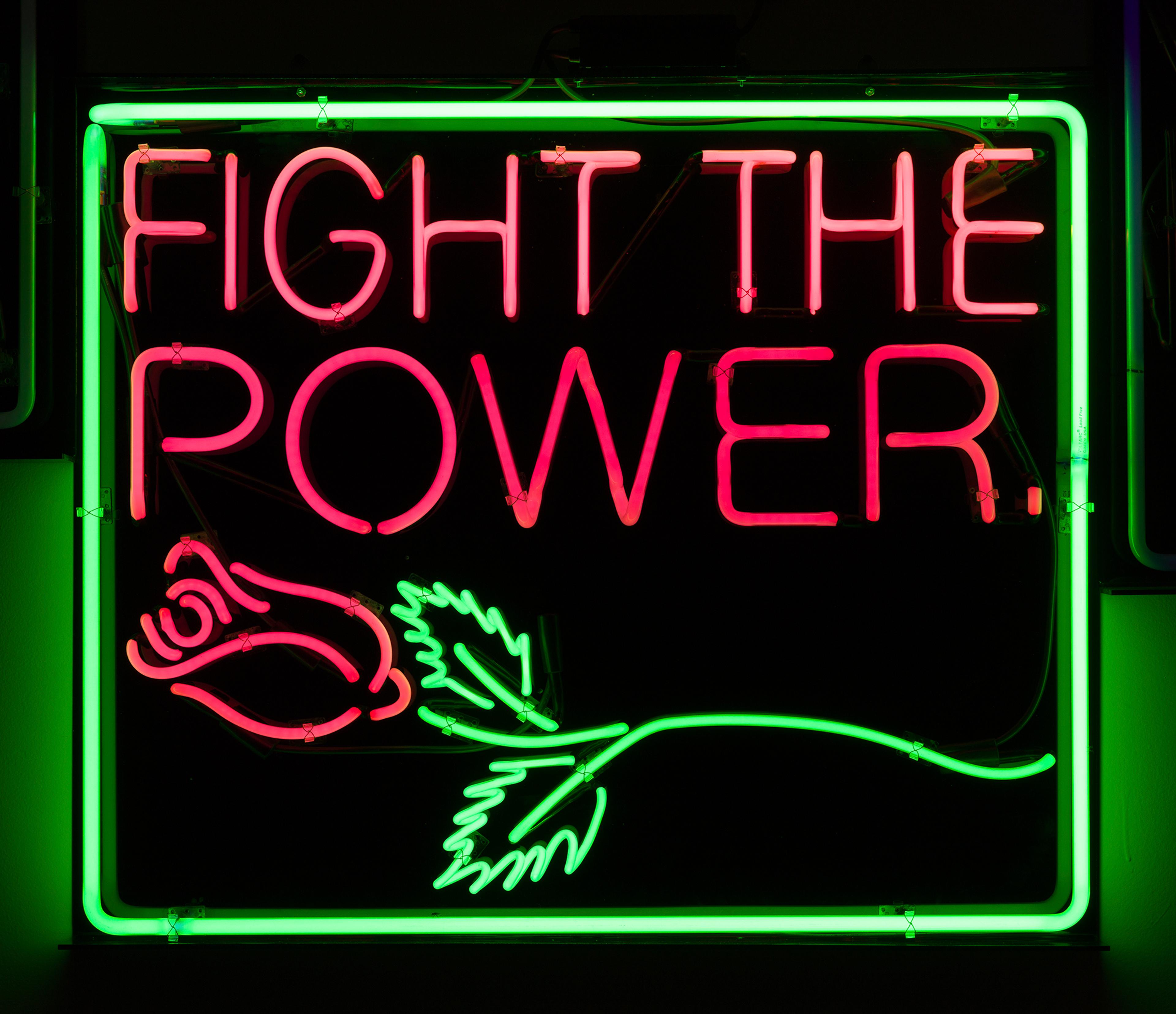 Patrick Martinez (born 1980). Fight the Power (Chuck D), 2018. Neon, Plexiglas. © Patrick Martinez. Collection of Spike Lee and Tonya Lewis Lee. (Photo: Michael Underwood. Courtesy of the artist and Charlie James Gallery, Los Angeles)