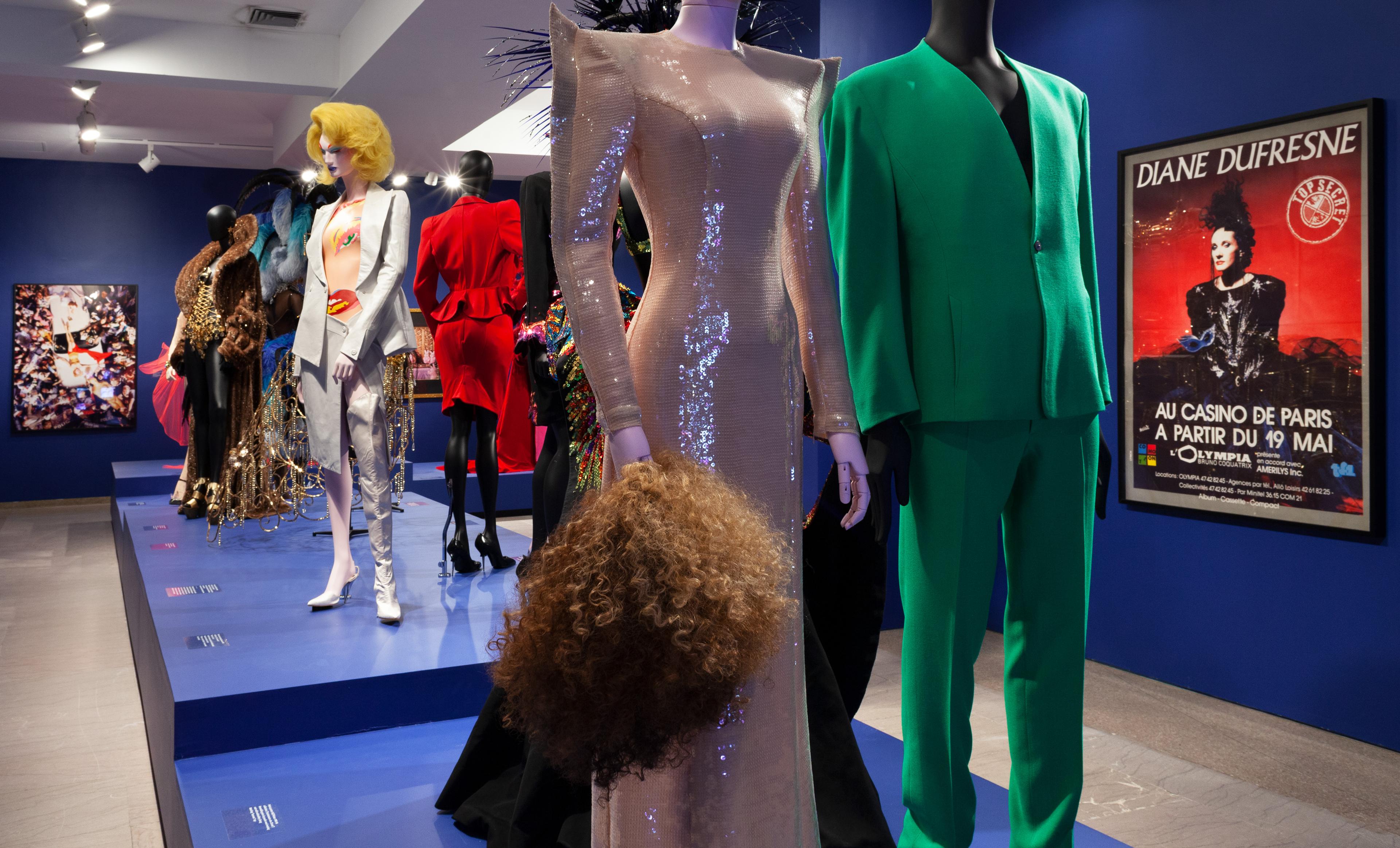 Left: Installation view, Thierry Mugler: Couturissime. Brooklyn Museum, November 18, 2022–May 7, 2023. (Photo: Danny Perez, Brooklyn Museum)