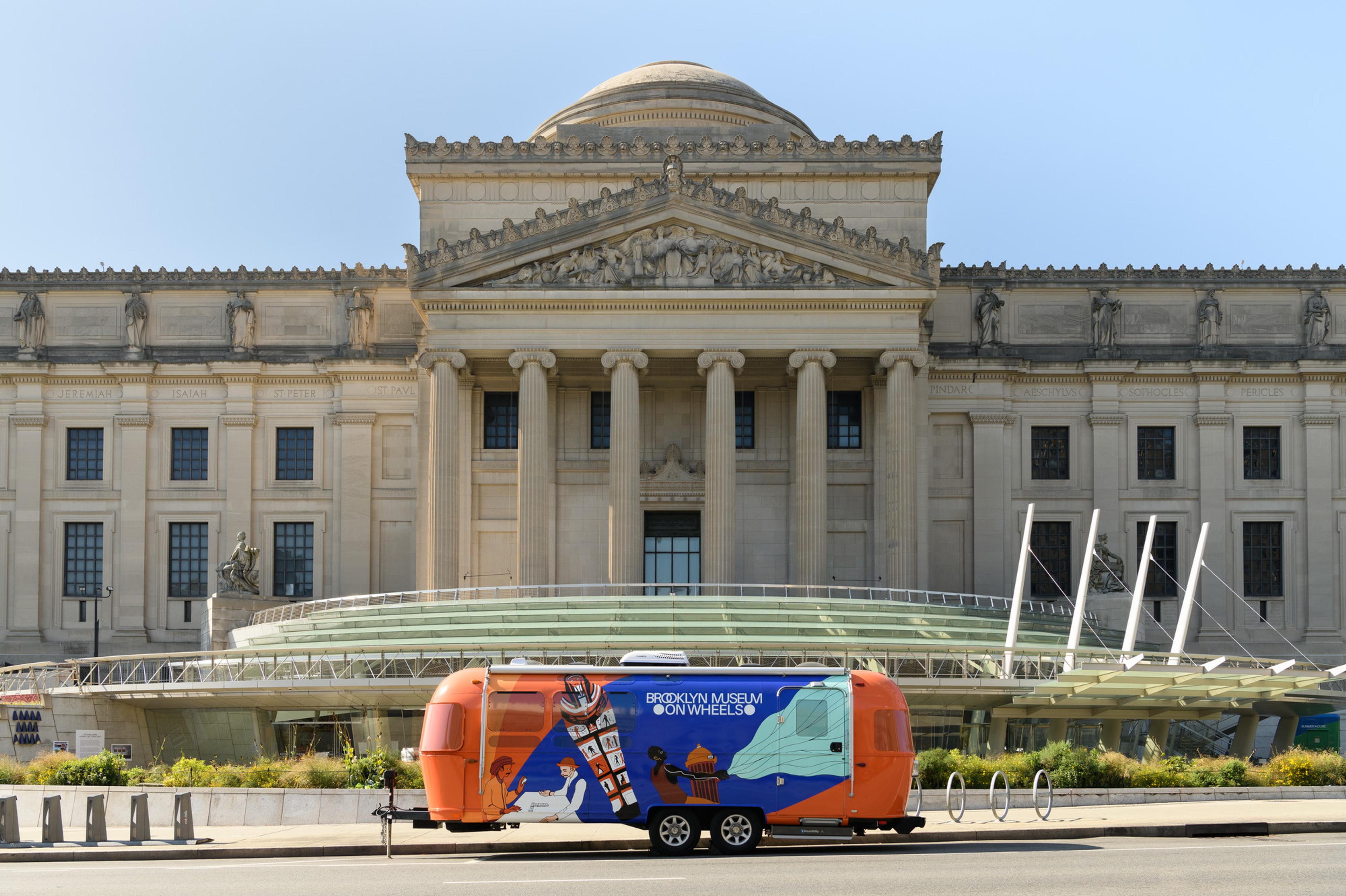 An Airstream trailer in front of the Brooklyn Museum