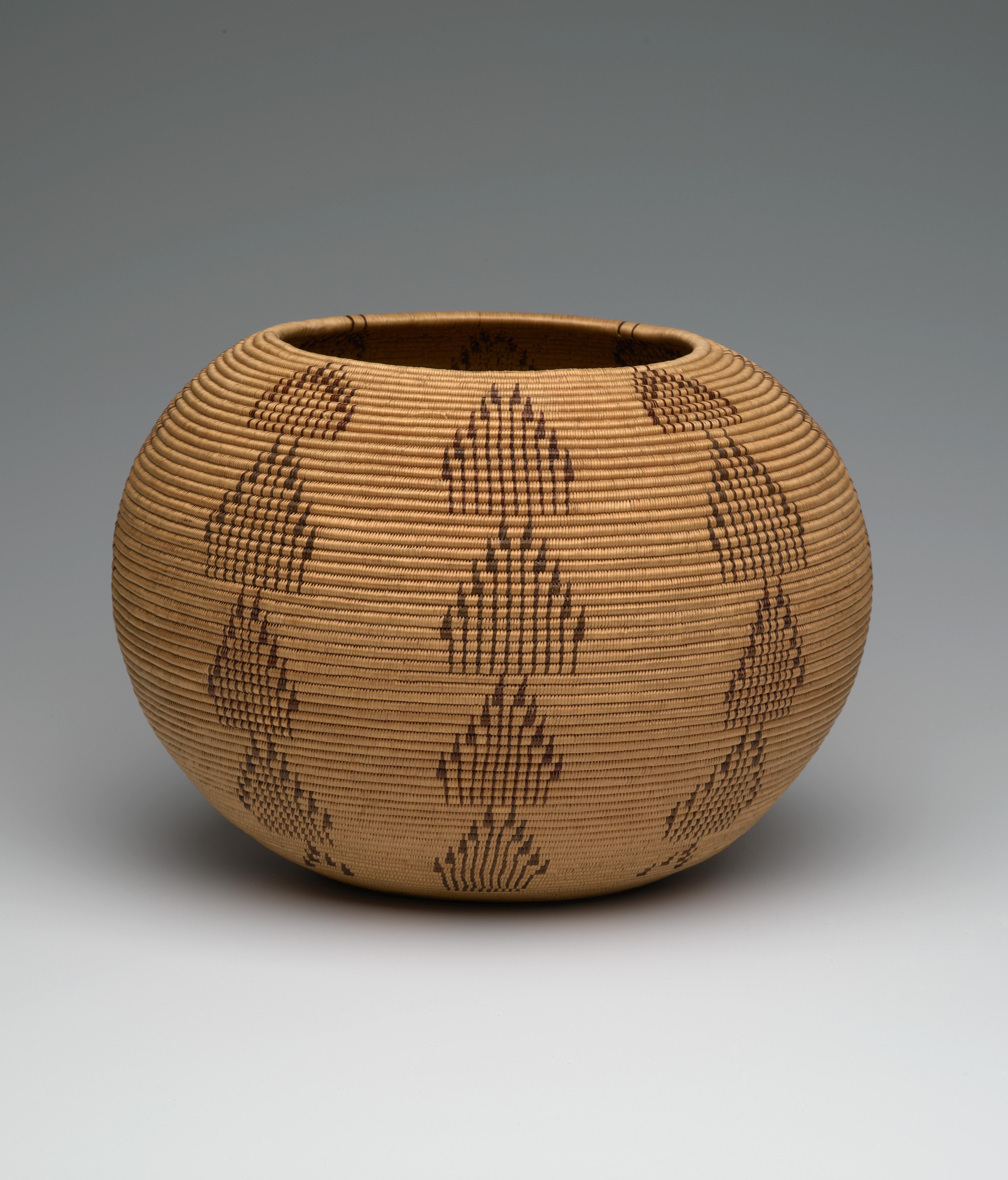 Louisa Keyser (Dat So La Lee). <i>Degikup Basket</i>, 1900. Willow, bracken fern root, redbud. By exchange, 72.5.2