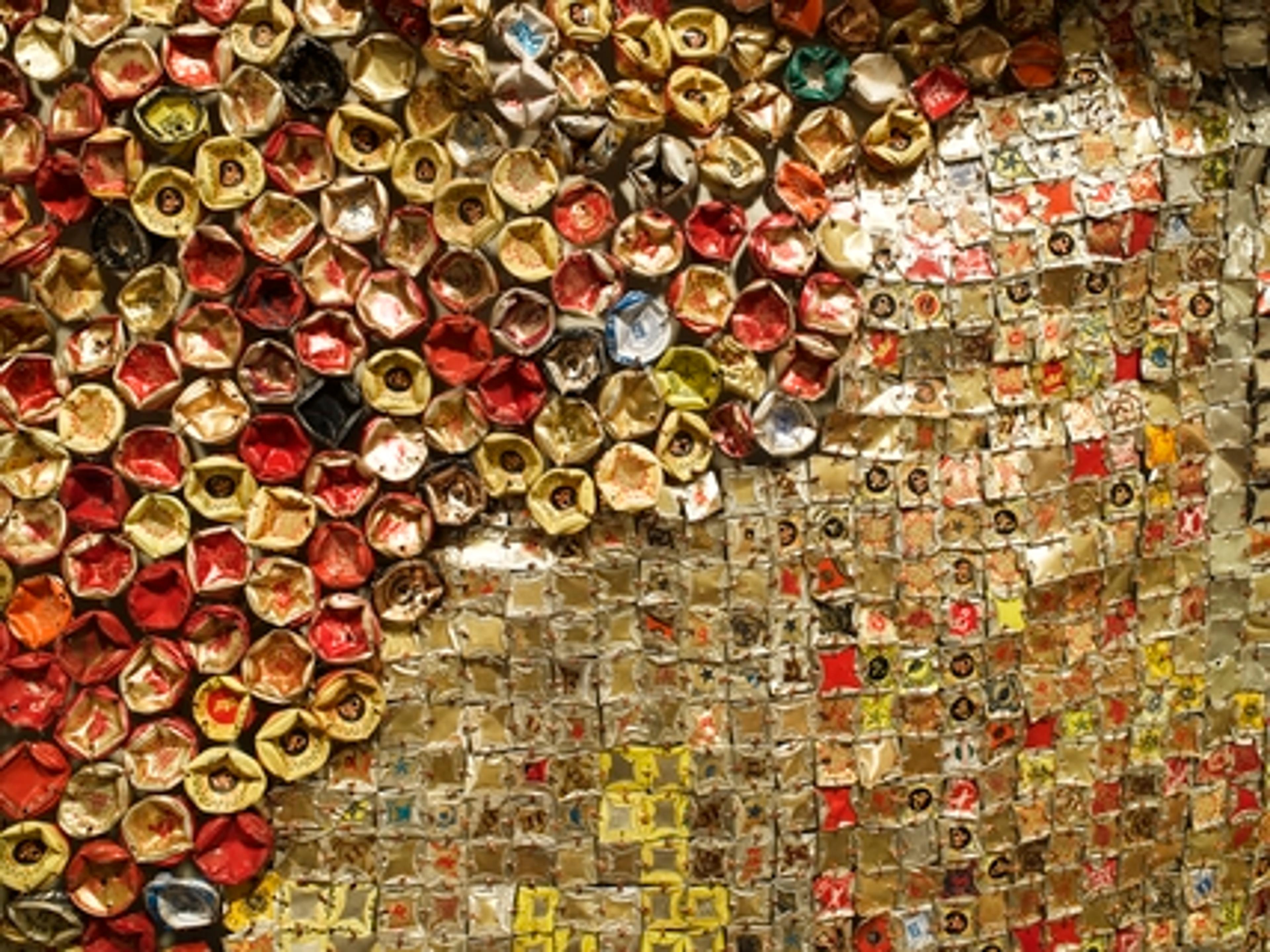 El Anatsui (Ghanaian, b. 1944). Gli (Wall) (detail), 2010. Aluminum and copper wire, installation at the Brooklyn Museum, dimensions variable. Courtesy of the artist and Jack Shainman Gallery, New York. Brooklyn Museum photograph