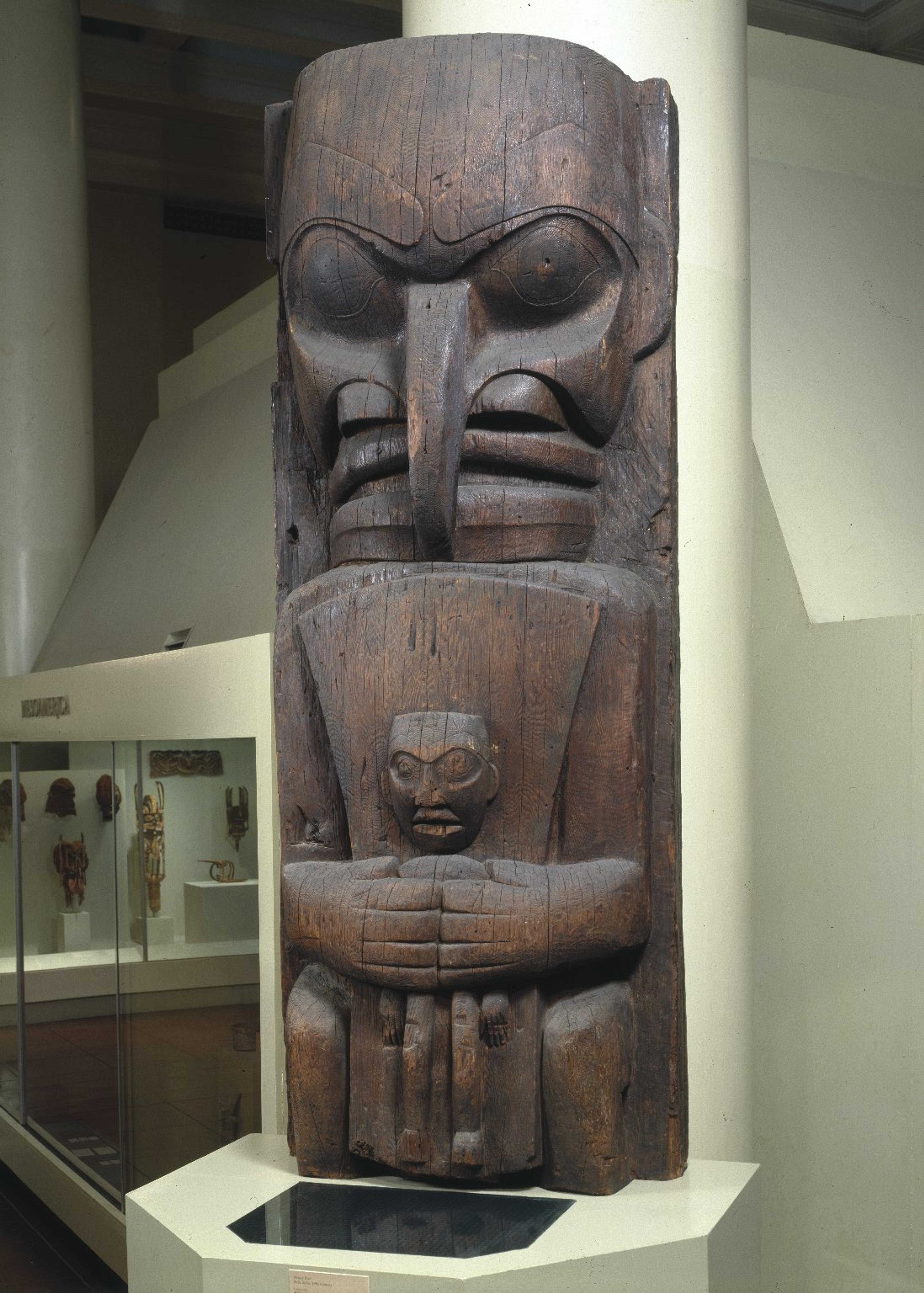 Heiltsuk artist. House Post, from a Set of Four, 19th century. Wáglísla, British Columbia, Canada. Cedar, 98 × 351⁄4 x 171⁄2 in. (248.9 × 89.5 × 44.5 cm). Brooklyn Museum, Museum Expedition 1911, Museum Collection Fund, 11.700.1